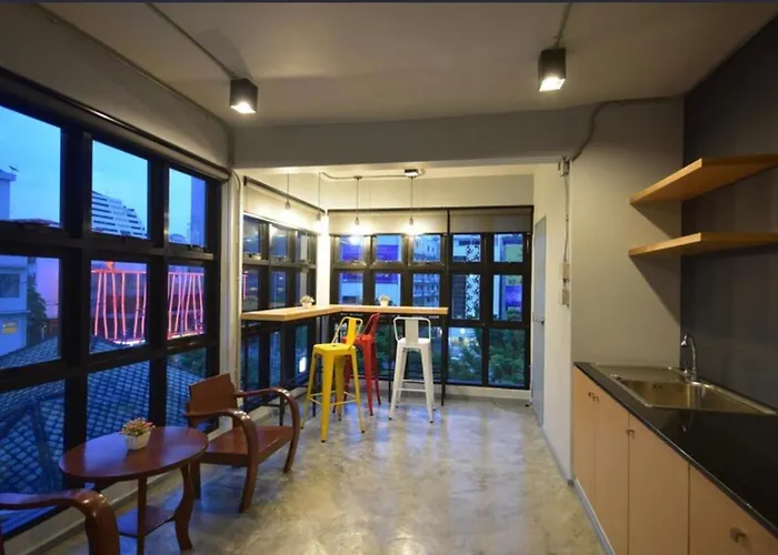 Silom Box Hostel Bangkok
