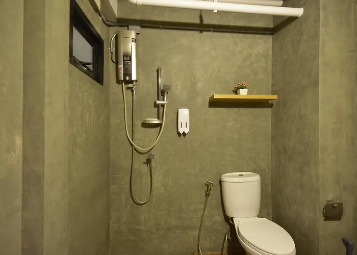 Silom Box Hostel