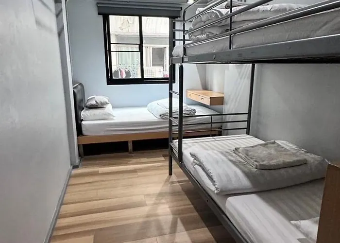 Hostel Silom Box
